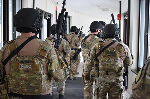 special response team in training